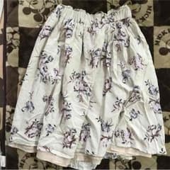 花柄膝丈スカートのサムネイル