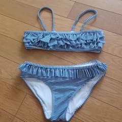 HirO様専用！！！水着　H&M　6ー8Yのサムネイル
