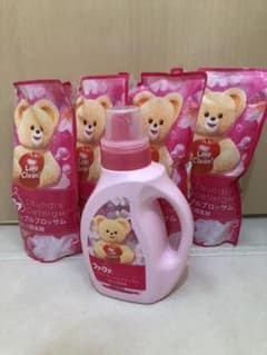 ⭐︎ファーファ　液体洗剤　詰め替え用⭐︎のサムネイル