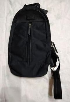 COACHコーチ　ボディバッグのサムネイル