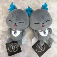 ツイステッドワンダーランド  グリムぬいぐるみ２個セットのサムネイル