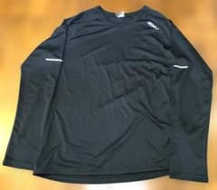 2XU 黒 中古 長袖シャツ Lサイズのサムネイル