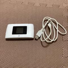楽天モバイルルーター　Pocket　2B ホワイトのサムネイル