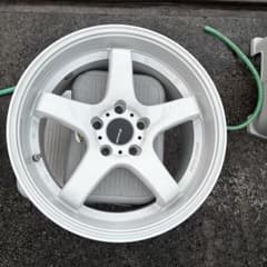 【美品】 VALINO ホイールGV117D 17インチ 9J＋30 白 美品】 VALINO ホイールGV117D 17インチ 9J＋30 白 - メルカリ