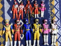 戦隊　ソフビ　セットのサムネイル