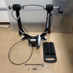 MINOURA MagRide60R 固定ローラー スルーアクスル対応付属品ありのサムネイル