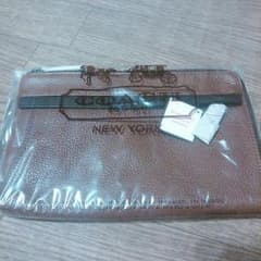 ☆送料込☆COACHレザーファンクションケース（小物入れ）のサムネイル