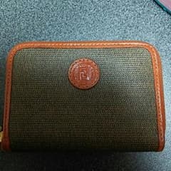 FENDIの小銭入れのサムネイル
