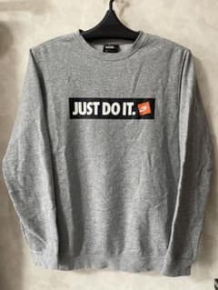 Nike JUST DO IT.グレー トレーナー メンズL - メルカリ
