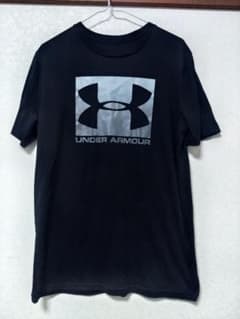 UNDER ARMOUR 黒 半袖 Tシャツ値下げ‼️のサムネイル