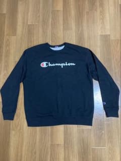Champion ロゴプリント クルーネックスウェット ブラックのサムネイル