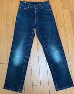 ◎used バーバリー キッズ ダメージジーンズ 140㎝のサムネイル