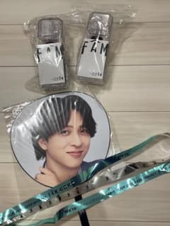 ペンライト2個＋寺西拓人うちわ Liveテープtimelesz FAM - メルカリ