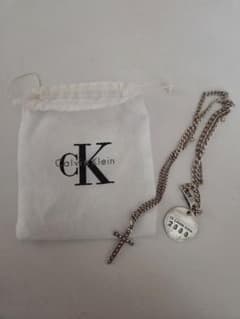 Calvin Klein 2000 クロス ネックレスのサムネイル