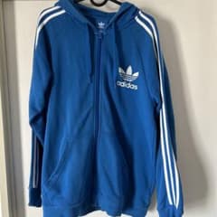 adidas パーカーのサムネイル