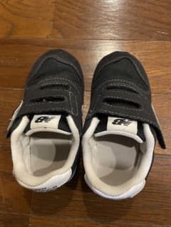 New Balance ベビーシューズ 373 黒のサムネイル