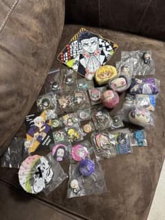 鬼滅の刃 ピンバッジ・缶バッジセットのサムネイル