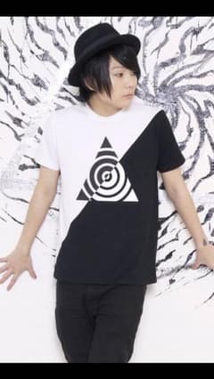 リベルタス tシャツのサムネイル