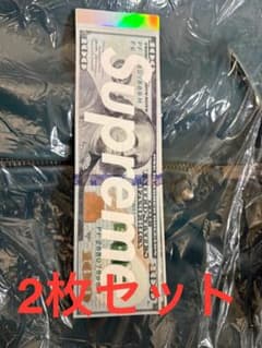 Supreme 100ドル札風ステッカー 2枚セット - メルカリ