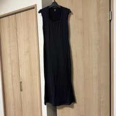 【シーイン】ノースリーブ黒ワンピースのサムネイル