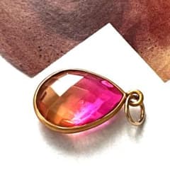 1点作品☆ 大粒枠バイカラー水晶14kgfネックレストップ - メルカリ