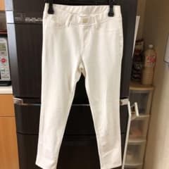 白ストレッチスリムパンツのサムネイル