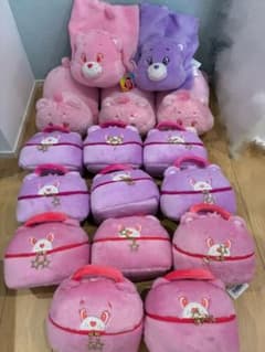ケアベア　ぬいぐるみバニティポーチ　寝そべりBIGぬいぐるみ　フェイス付きトート ケアベア ぬいぐるみバニティポーチ 寝そべりBIGぬいぐるみ フェイス