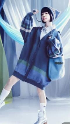 新品未開封❗️あの　✖︎ えーらんど　ニットカーディガンのサムネイル