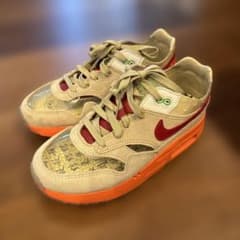 NIKE スニーカー　中古　美品　20cmのサムネイル
