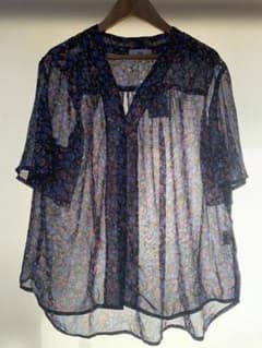 ottilie 花柄　透け　シャツのサムネイル