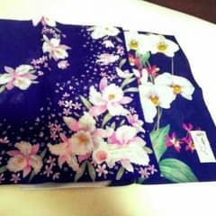 花のデザインが綺麗＊ハンカチ2枚セットのサムネイル