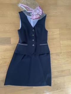 セロリー事務服のサムネイル