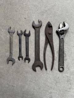 錆びた工具まとめ売りのサムネイル