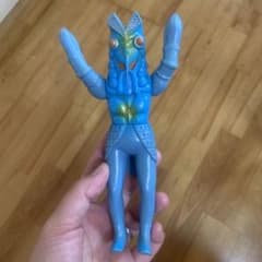 ウルトラマンシリーズ 怪獣 フィギュア 青 - メルカリ