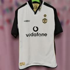 UMBRO Manchester United 1902-2002 ユニフォームのサムネイル