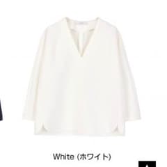 未使用✳︎ティティベイト✳︎Vネックプルオーバー  ホワイトのサムネイル