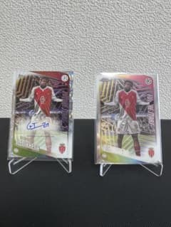 イレニケナ Topps 直筆サイン Auto＋Chrome 2枚のサムネイル