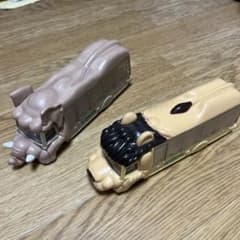 ブレイザー様専用　富士サファリパーク　プルバックカー　ぞう　ライオン　2個セットのサムネイル
