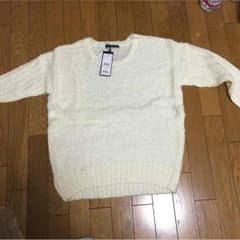 INGNI 白 ニットのサムネイル