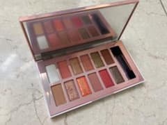 バレンタインBOX アイシャドウパレットのサムネイル