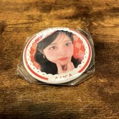 CUTIE STREET 佐野愛花 缶バッジ ランダムガチャ &トレカのサムネイル