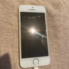 iPhone SE(第1世代) 32GBのサムネイル