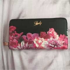 じゅんこさん専用♡Rady リゾフラ長財布のサムネイル