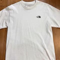 THE NORTH FACE Tシャツ ホワイトのサムネイル