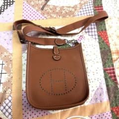 Hロゴ ブラウンレザーショルダーバッグのサムネイル