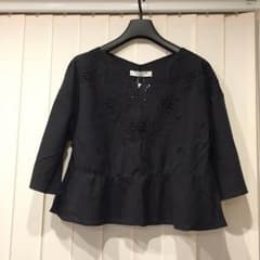 人気！完売！スカラップブラウスのサムネイル