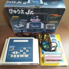 貴重TOMY ぴゅう太　本体　ソフト4本とマニュアル付き　ジャンク　動作未確認 貴重TOMY ぴゅう太 本体 ソフト4本とマニュアル付き ジャンク