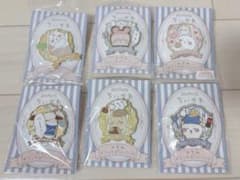 ちいかわ　大きめギミックピンバッジ