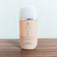 水ファンデーション ライトオークル 30mlのサムネイル