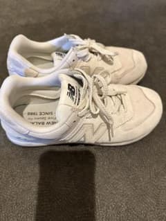 NEW BALANCE 574 화이트 스니커즈